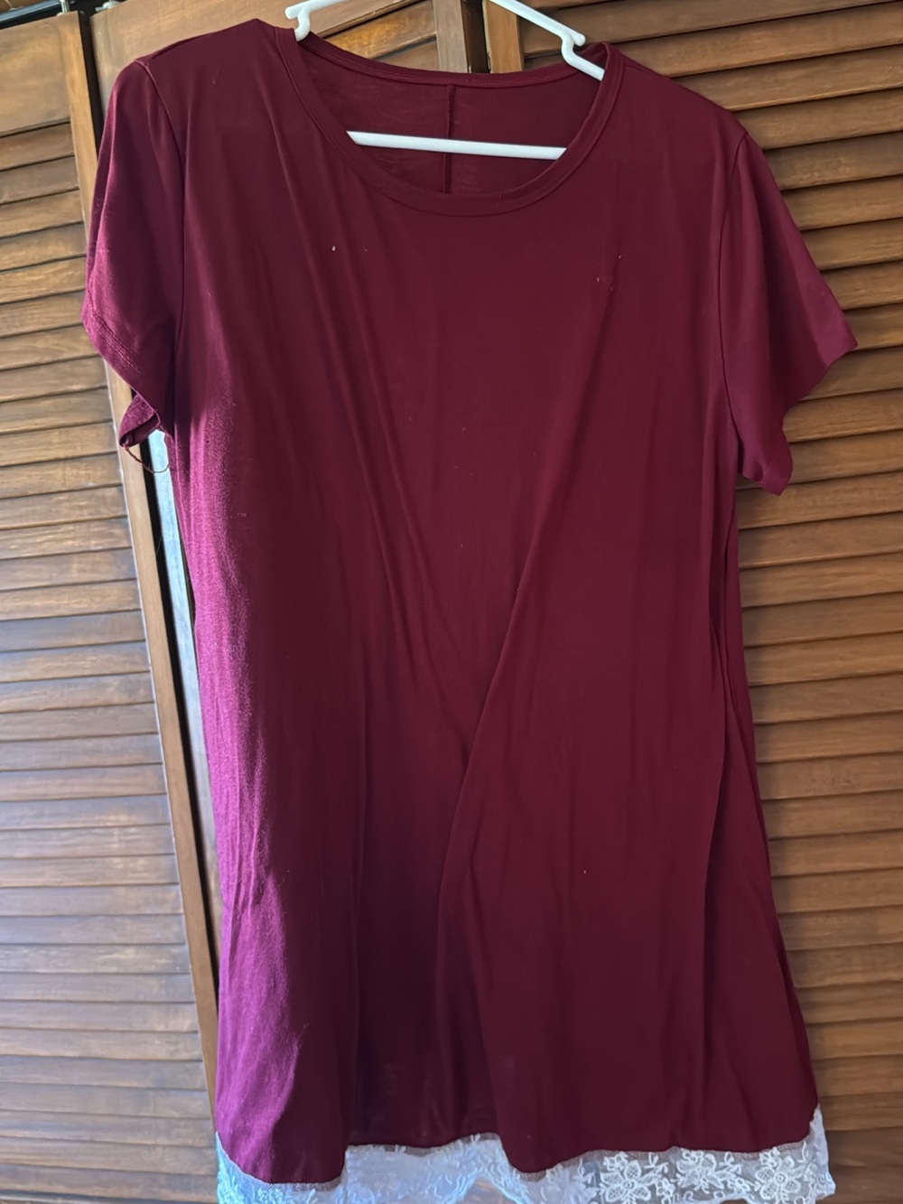 Women's Burgundy Short-Sleeve Tunic Top with Lace Hem